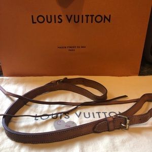 C Louis Vuitton vintage Noe handle and drawstring